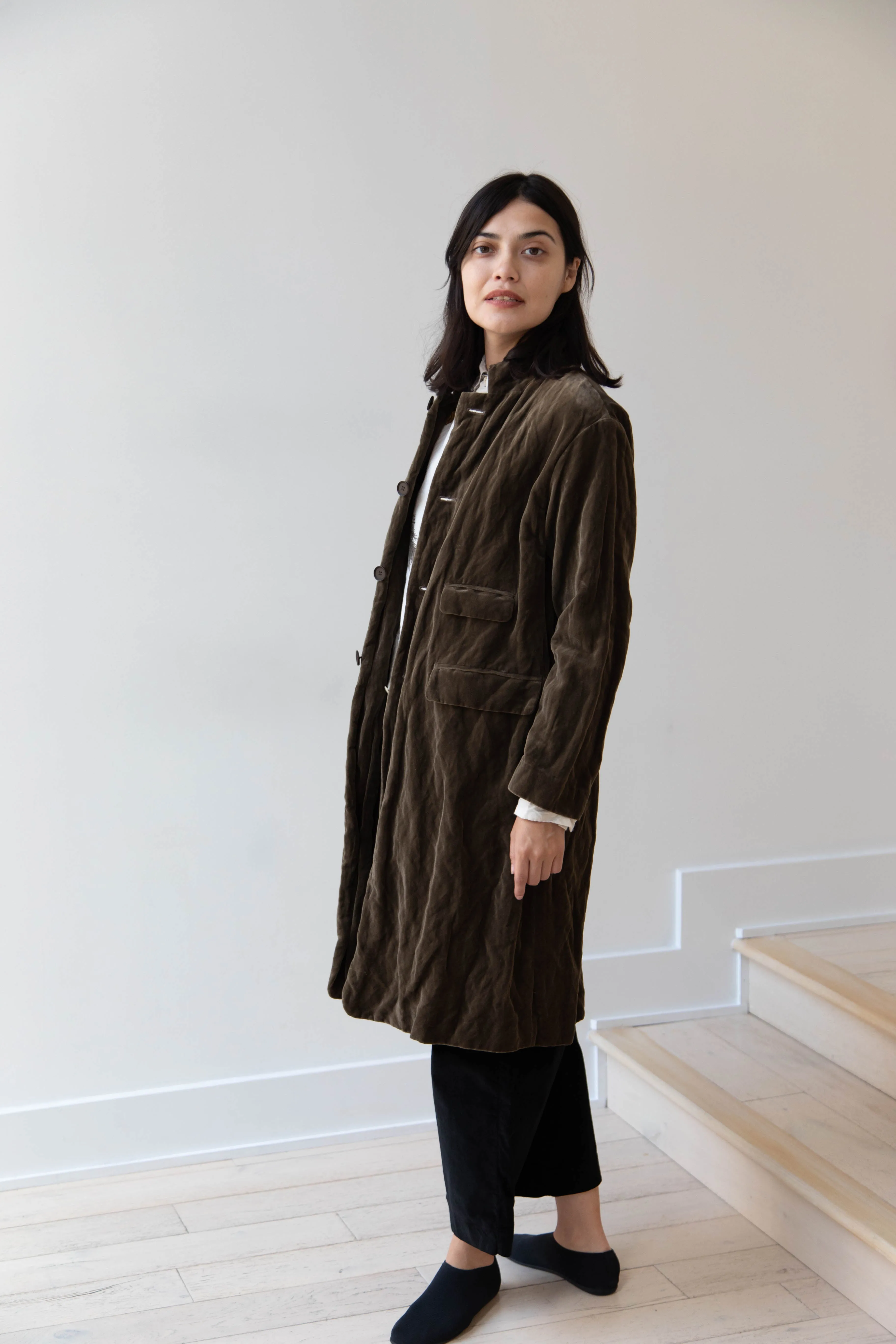 Pas de Calais | Velvet Coat in Khaki