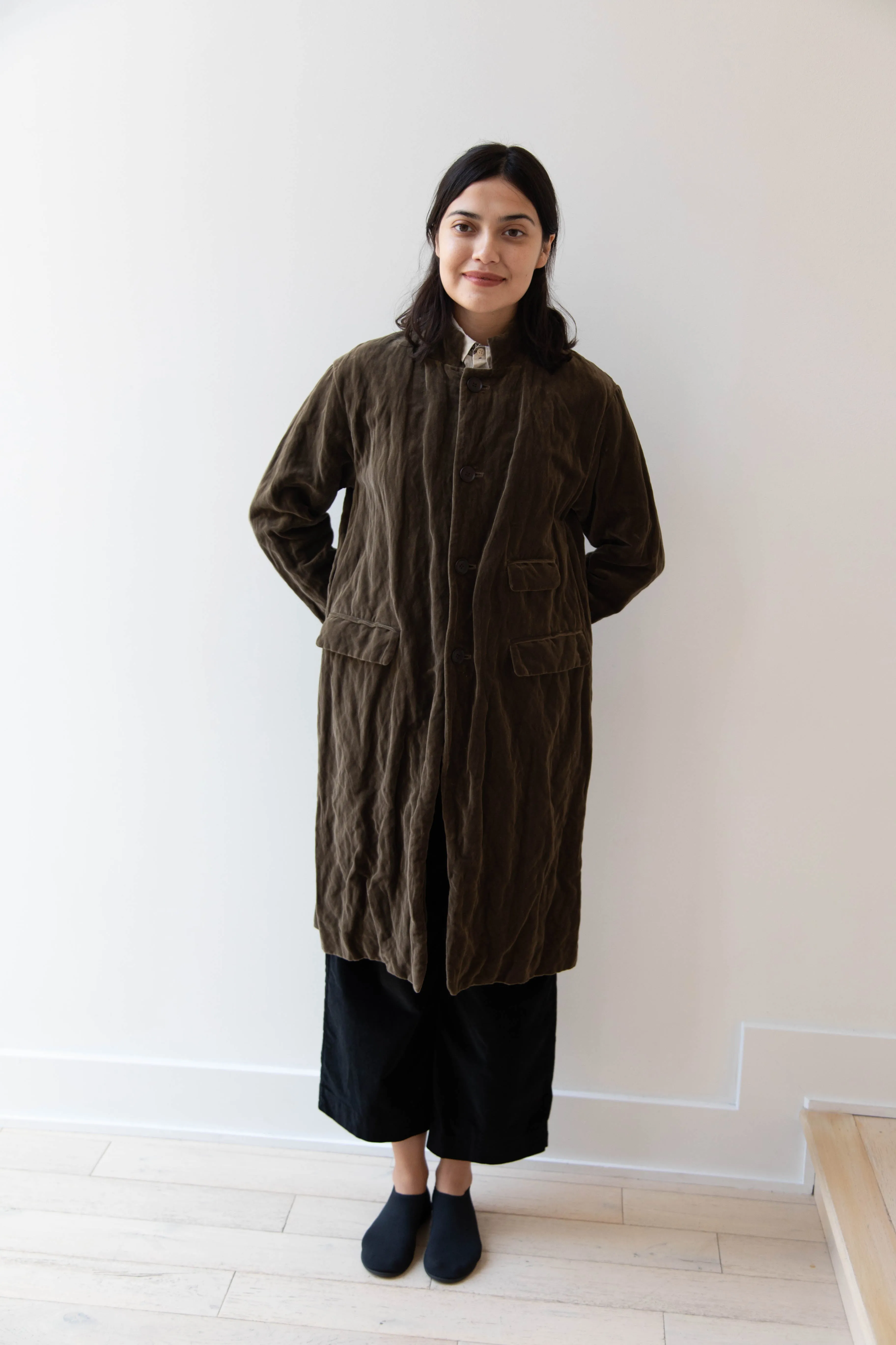 Pas de Calais | Velvet Coat in Khaki