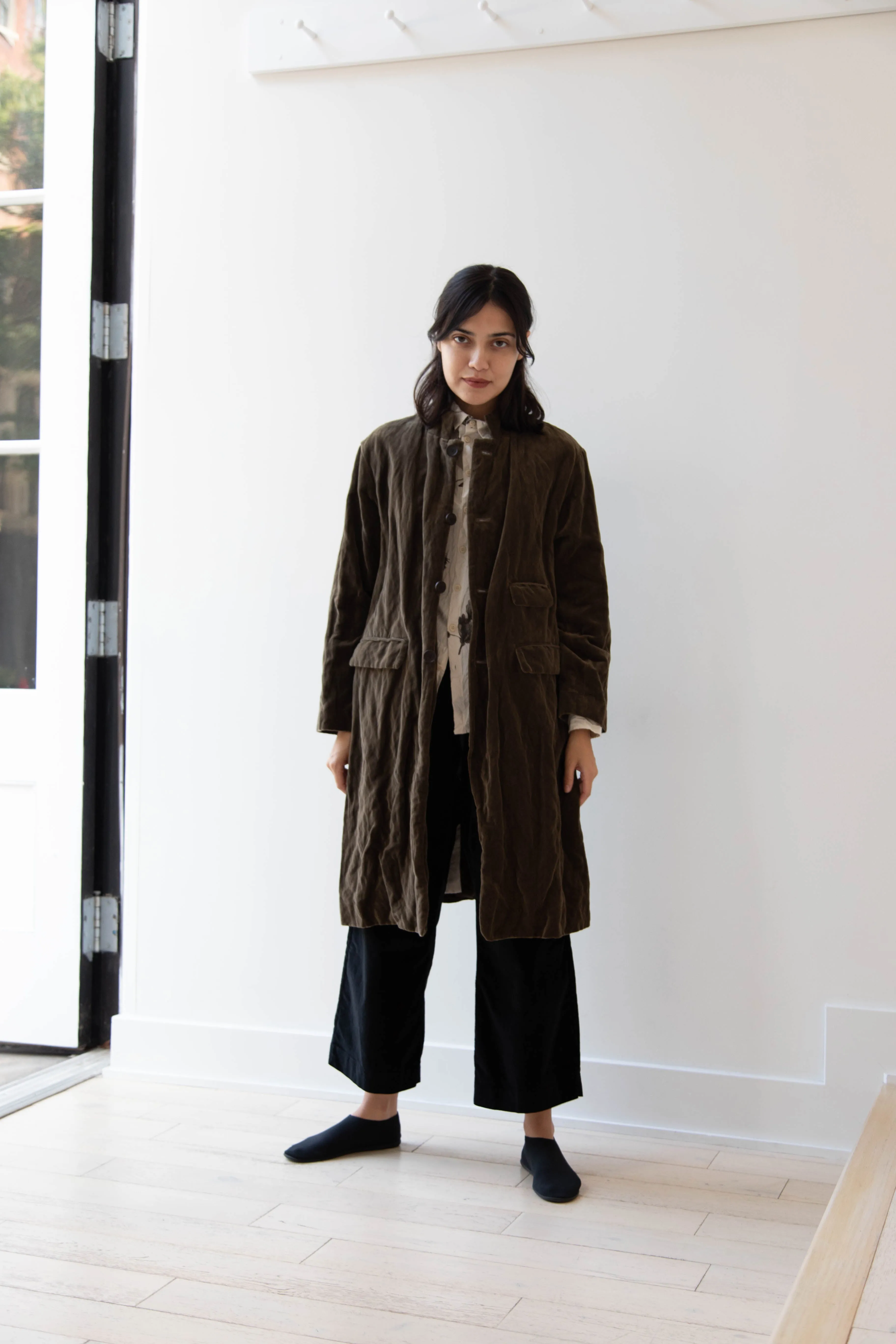 Pas de Calais | Velvet Coat in Khaki