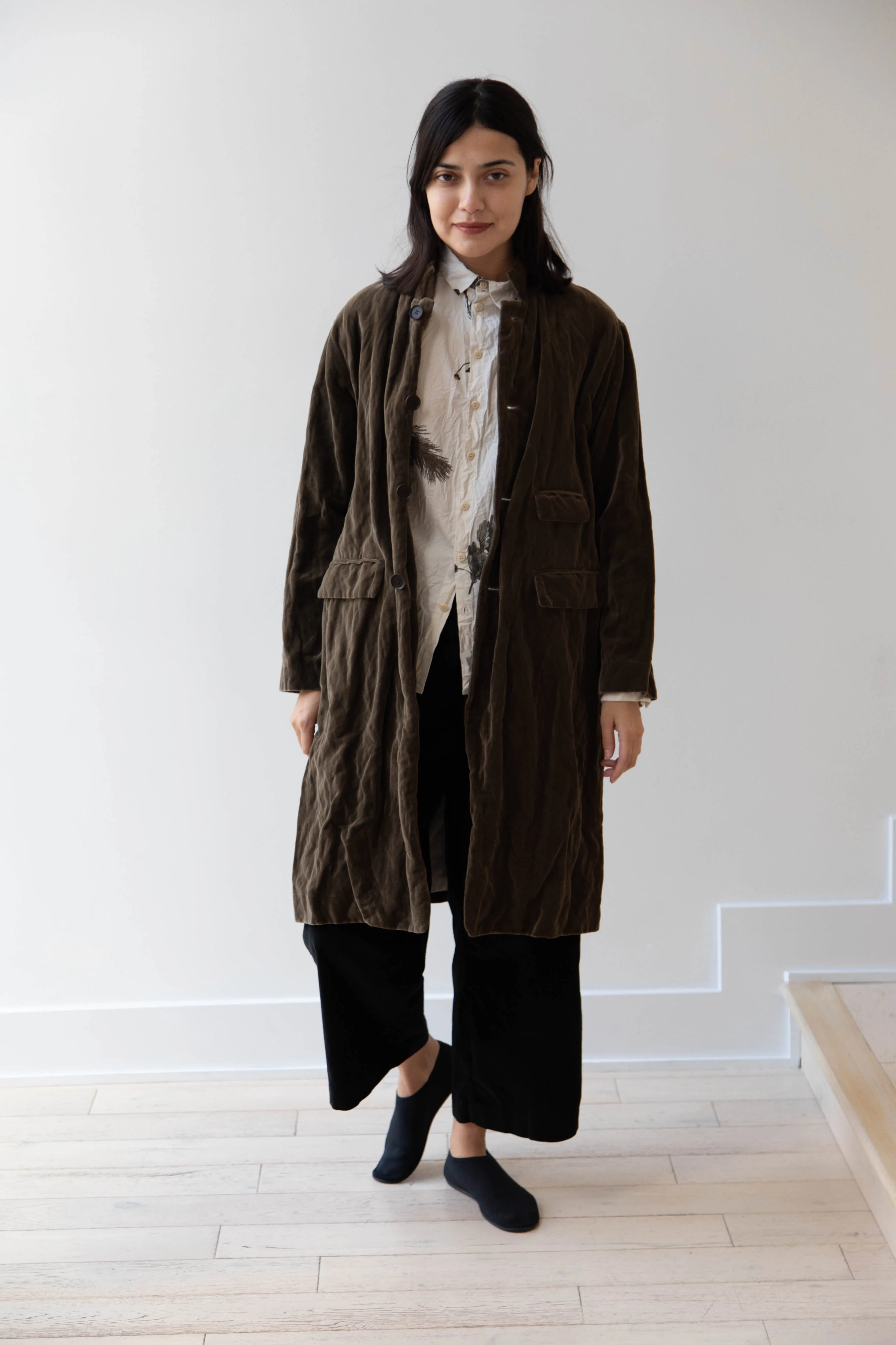 Pas de Calais | Velvet Coat in Khaki