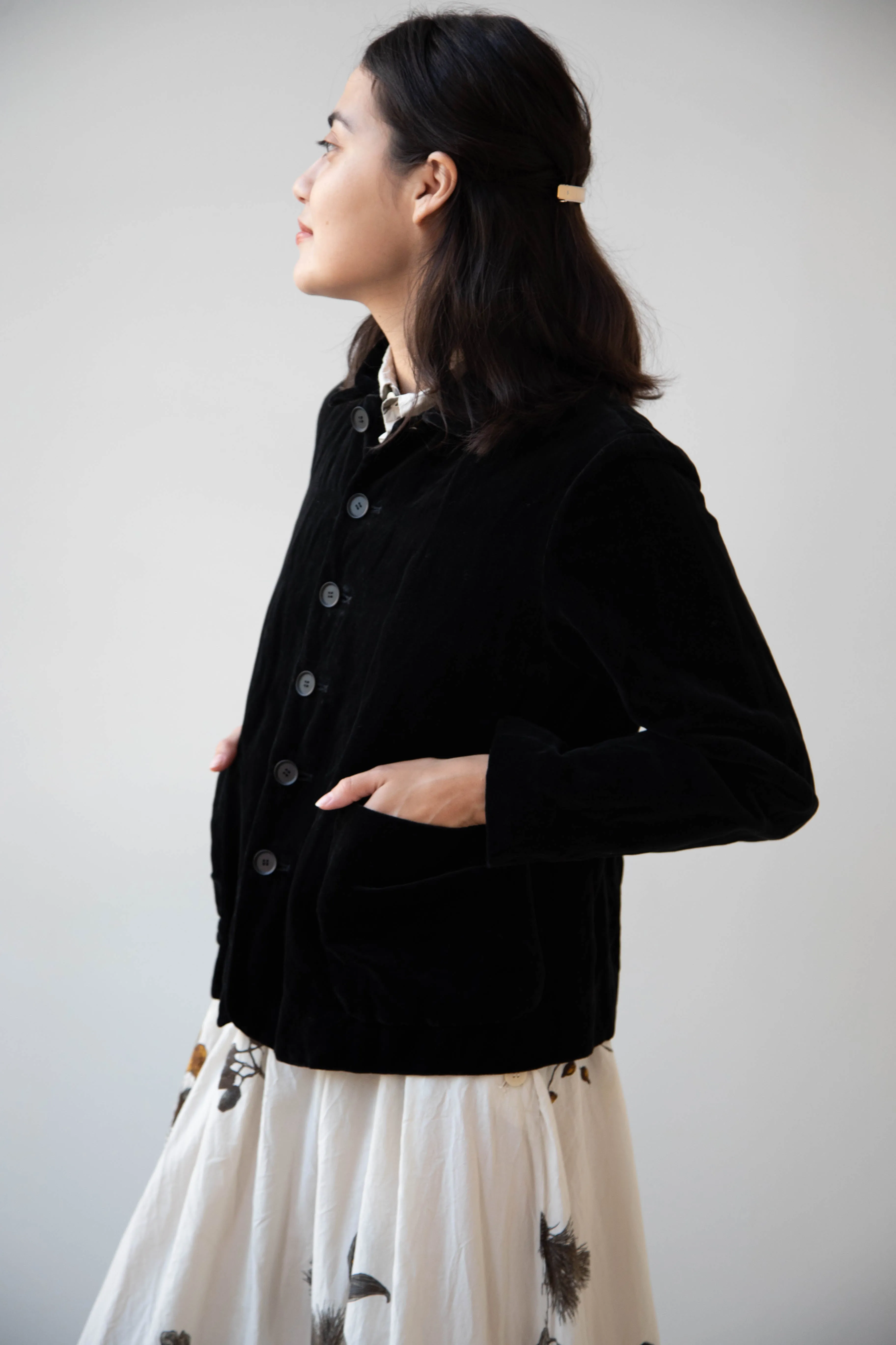 Pas de Calais | Velvet Jacket in Black