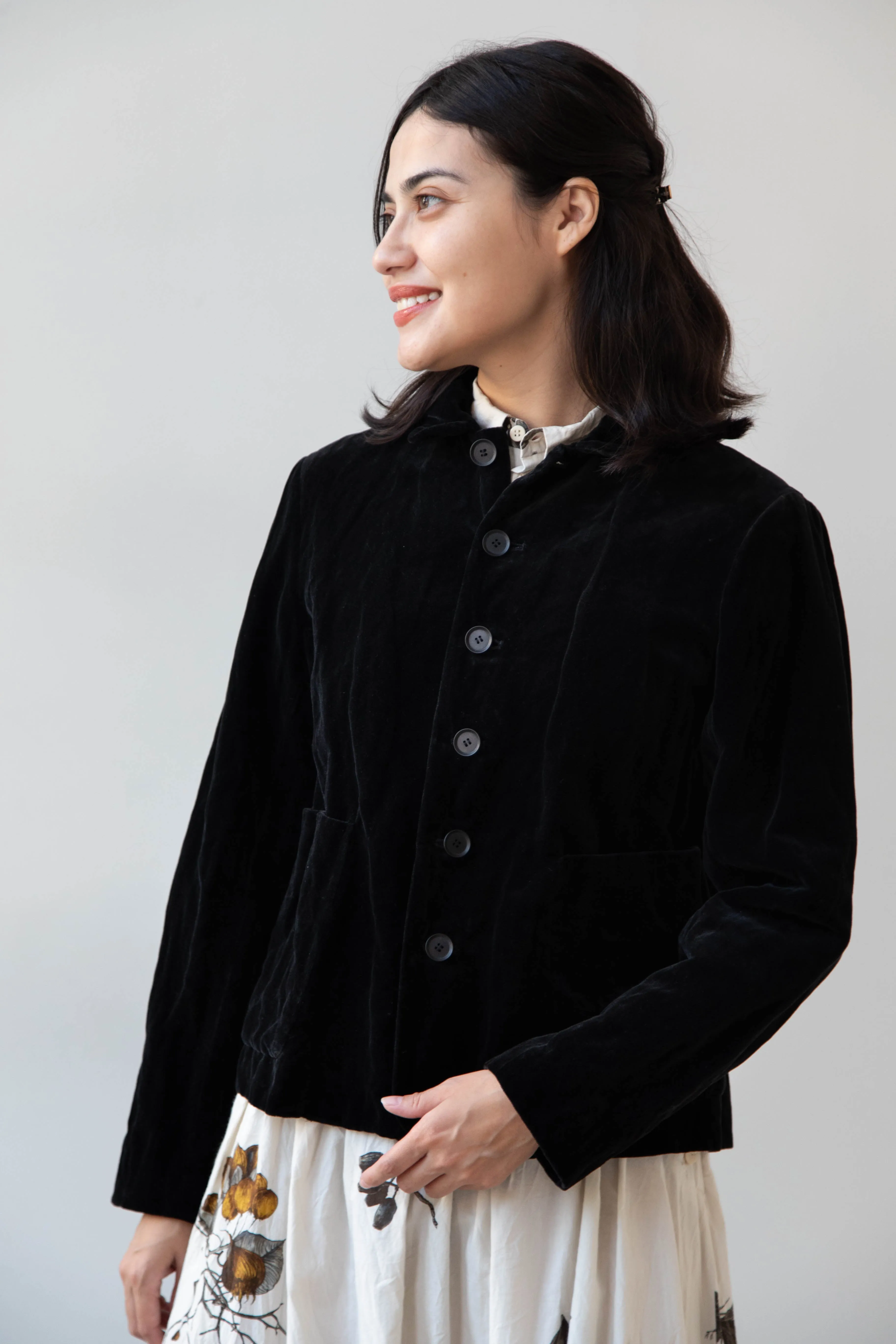 Pas de Calais | Velvet Jacket in Black